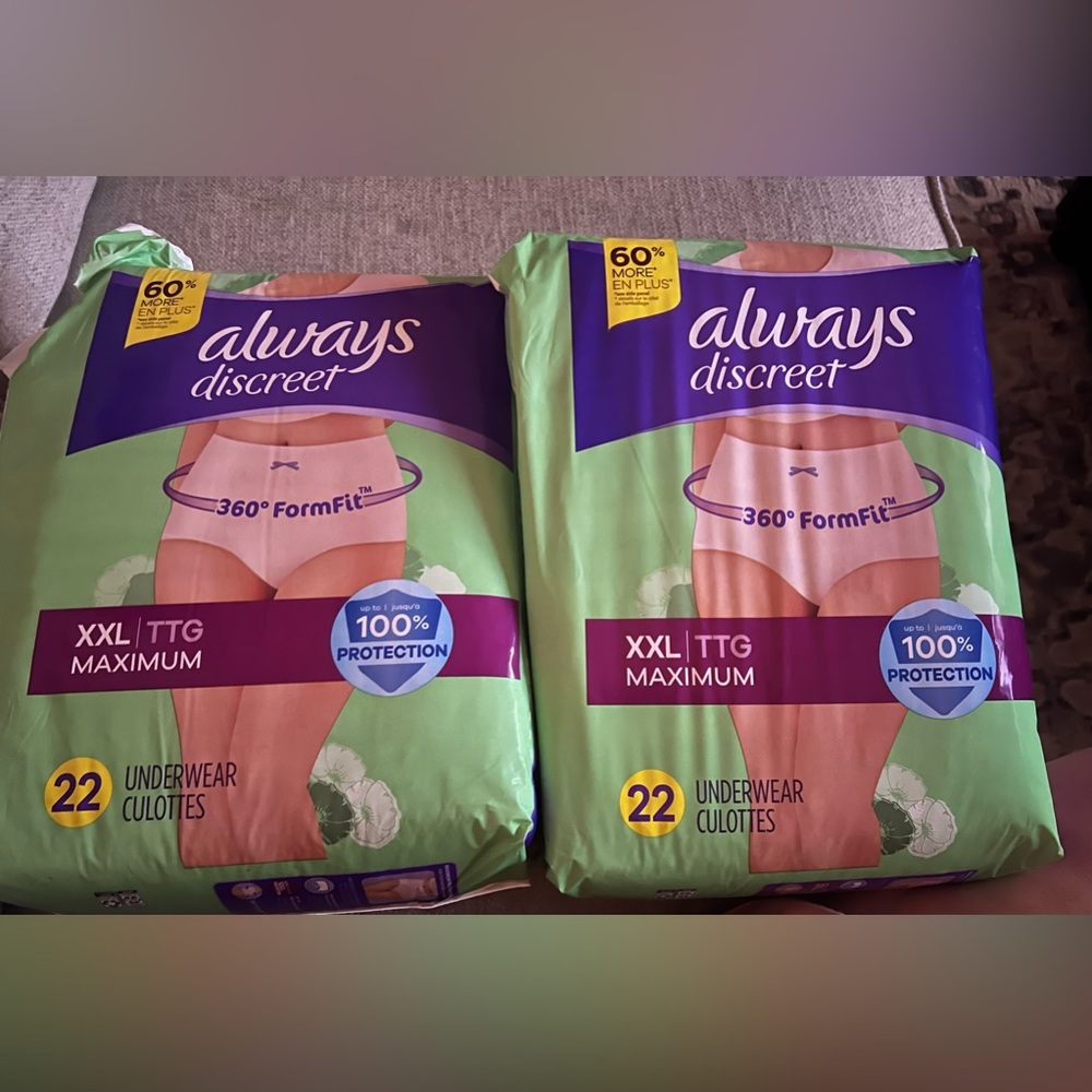 Always discreet adult diapers